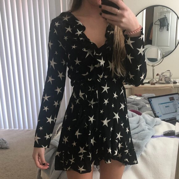 RÉALISATION PAR The Alexandra Star Struck Ruffle Stars Wrap Dress S - Picture 9 of 9